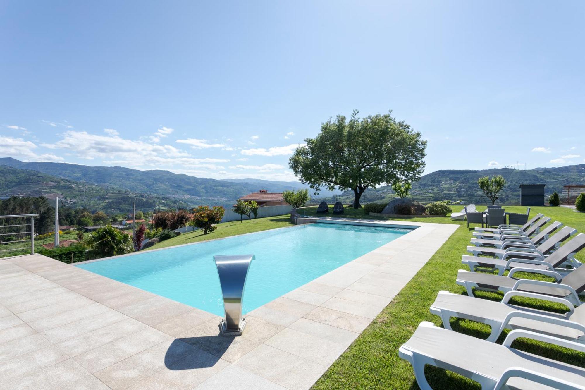 Spacious Villa Pool & Douro View By Host Wise Santa Marinha do Zezere Экстерьер фото
